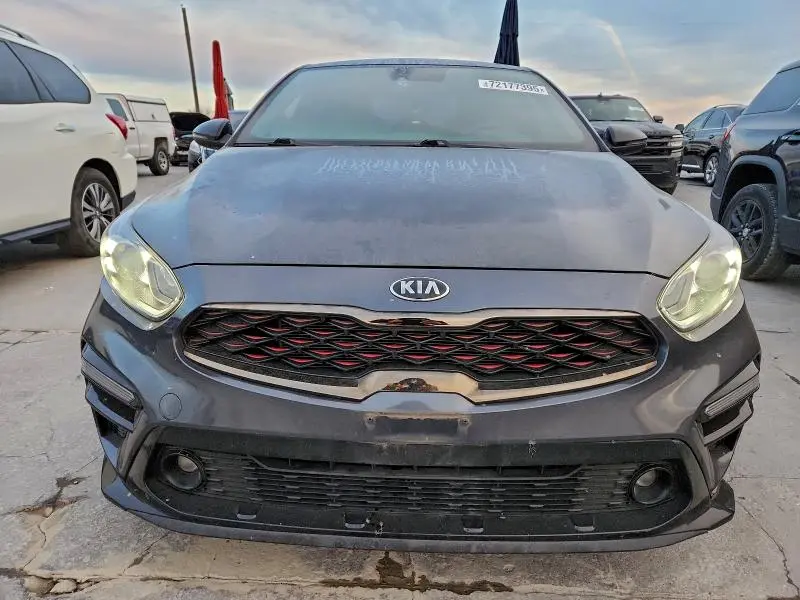 2021 KIA FORTE GT LINE  