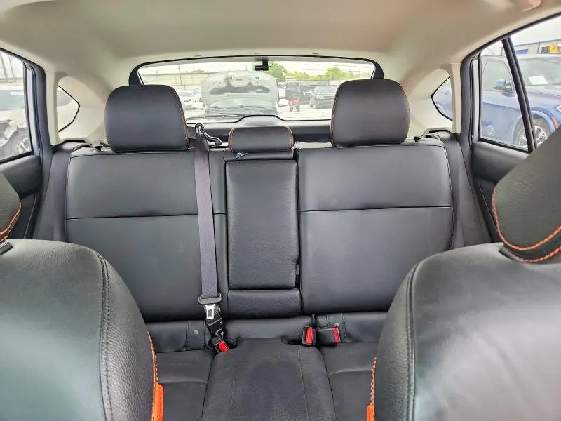 2016 SUBARU CROSSTREK LIMITED  