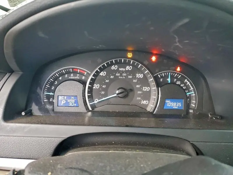 2015 TOYOTA CAMRY LE  