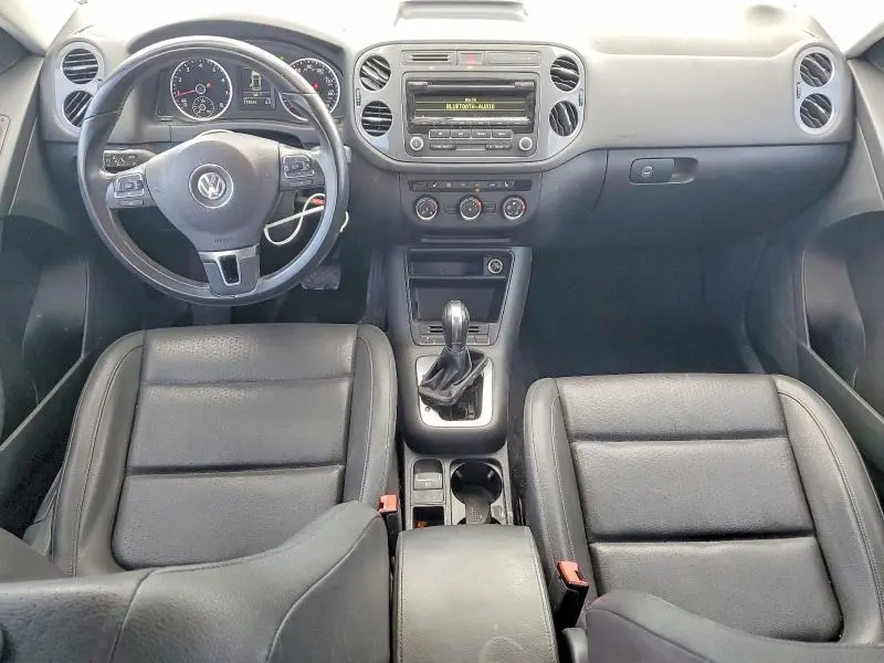 2014 VOLKSWAGEN TIGUAN S  