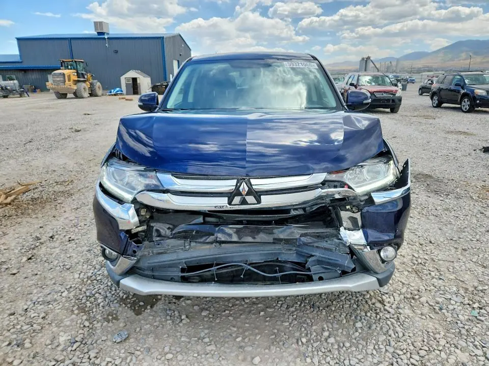 2017 MITSUBISHI OUTLANDER SE  