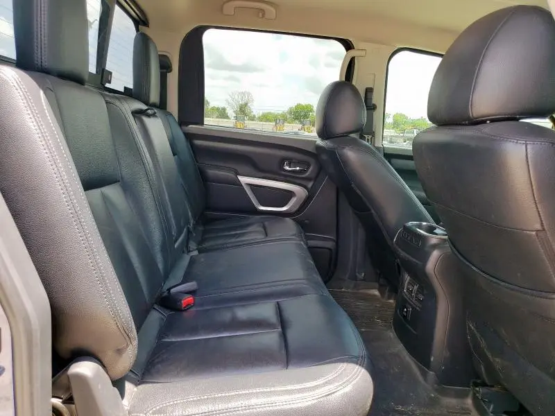 2017 NISSAN TITAN XD SL  