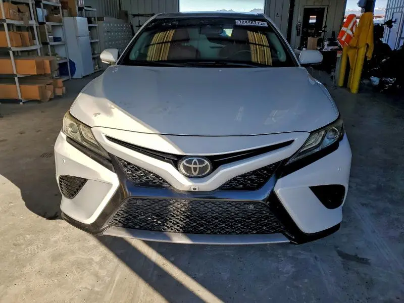 2018 TOYOTA CAMRY XSE  