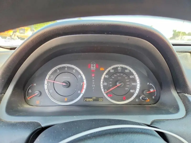 2011 HONDA ACCORD LX  