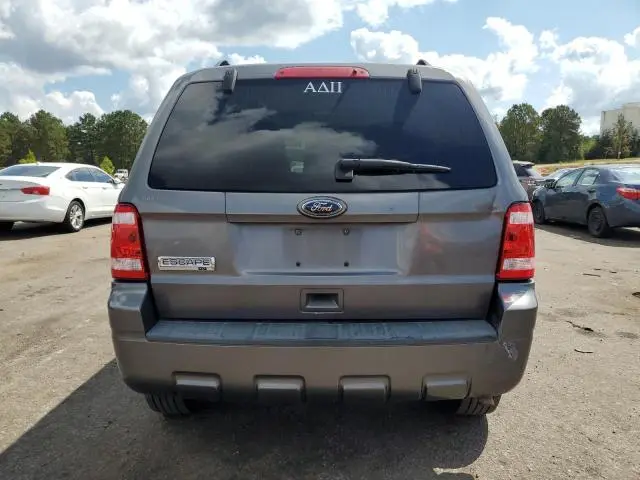 2010 FORD ESCAPE XLT  