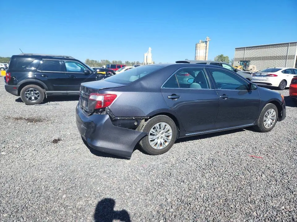 2012 TOYOTA CAMRY LE  