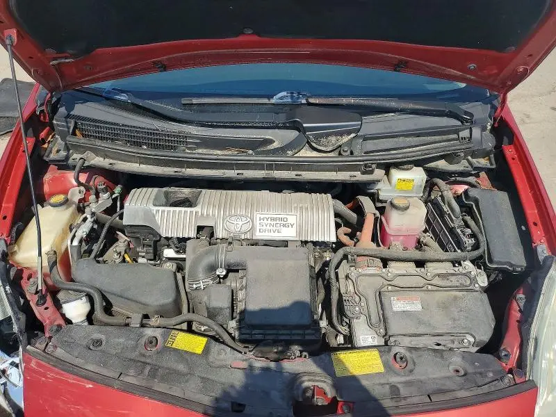 2013 TOYOTA PRIUS TWO  