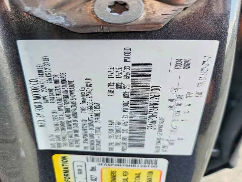 2017 FORD FUSION SE  