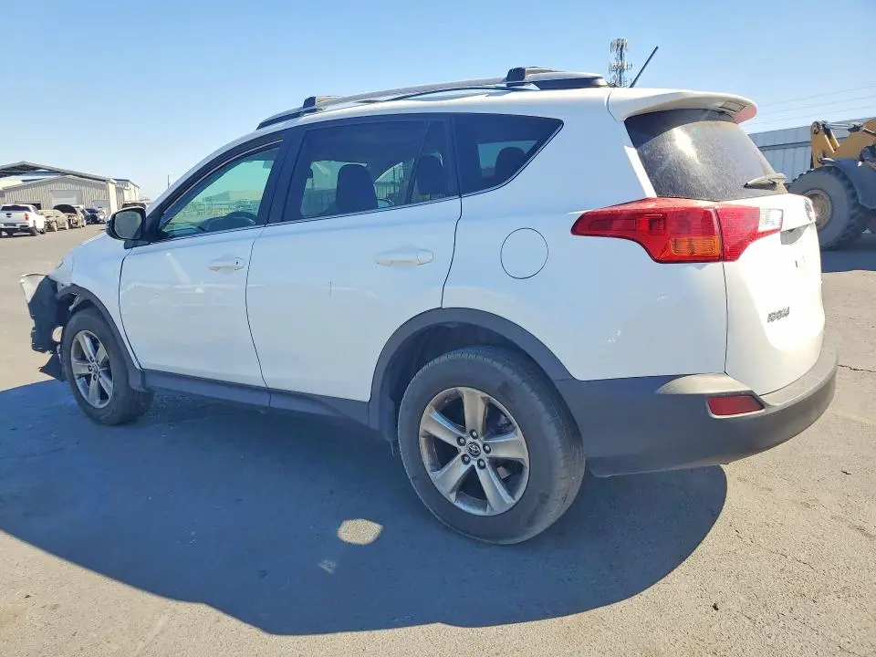 2015 TOYOTA RAV4 XLE  