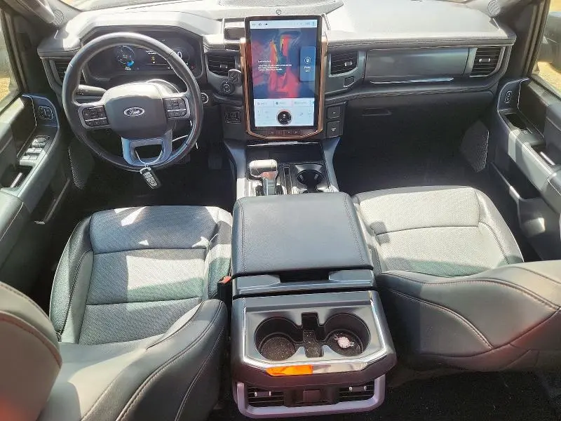 2023 FORD F150 LIGHTNING PRO  
