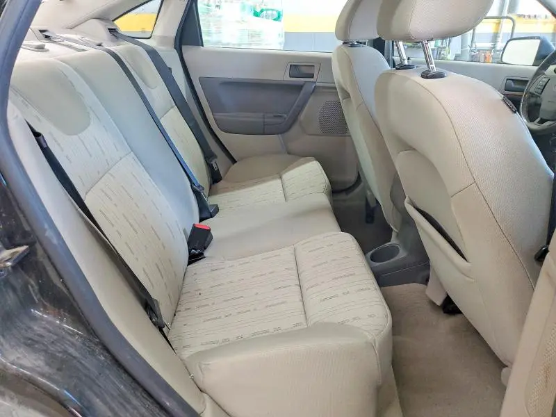 2008 FORD FOCUS SE