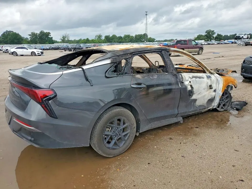 2025 KIA K5 LXS  