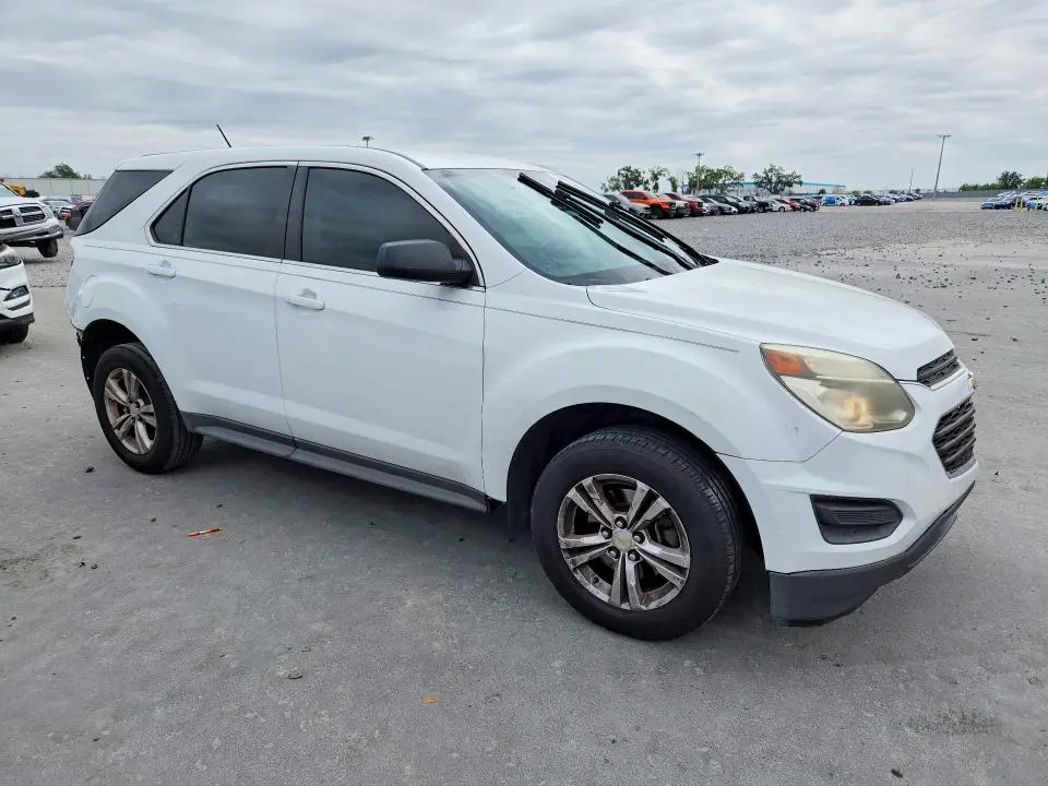 2017 CHEVROLET EQUINOX LS  