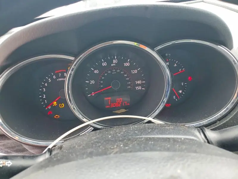 2011 KIA SORENTO LX  