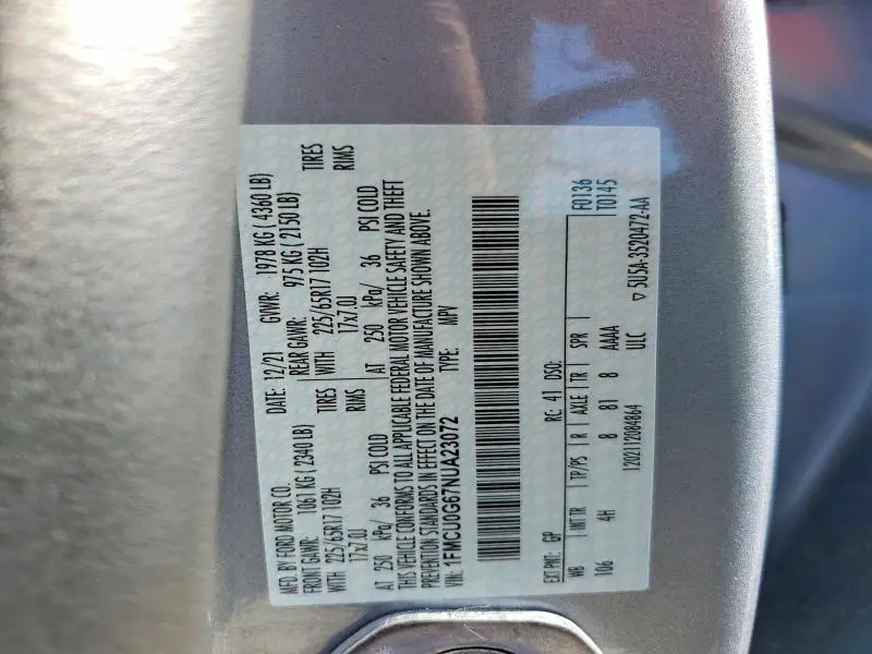 2022 FORD ESCAPE SE  