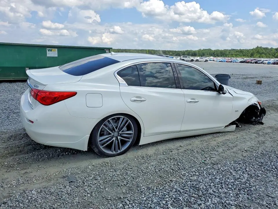 2016 INFINITI Q50 SPORT  