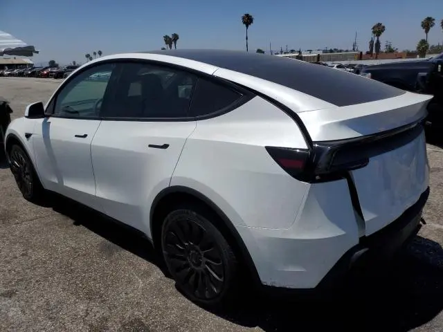 2026 TESLA MODEL Y   