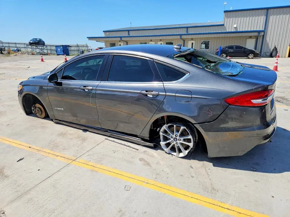 2019 FORD FUSION SE  