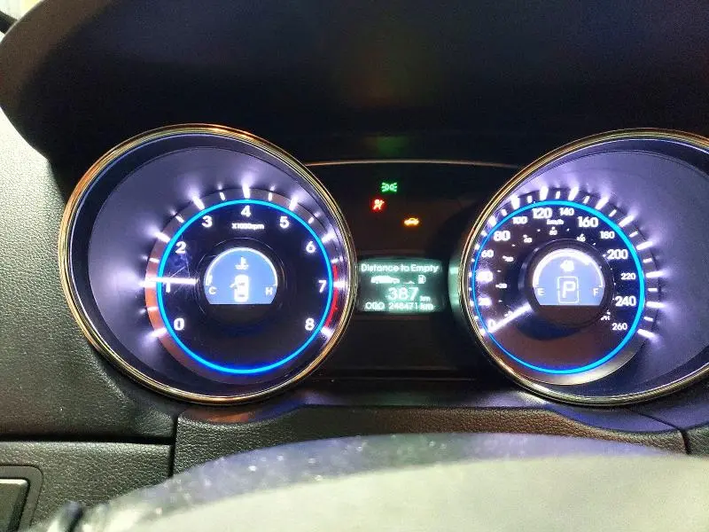 2013 HYUNDAI SONATA SE  