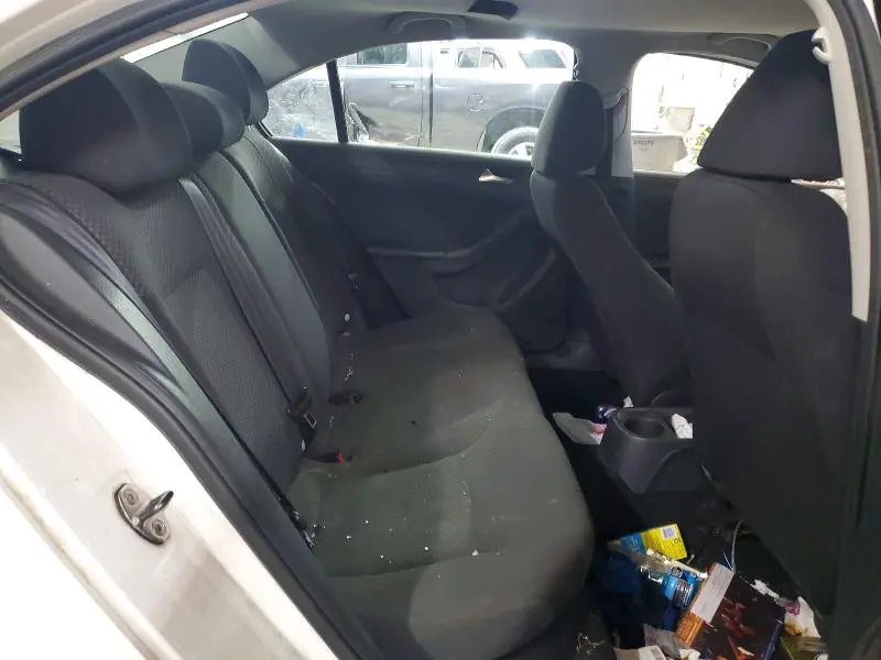 2013 VOLKSWAGEN JETTA BASE  