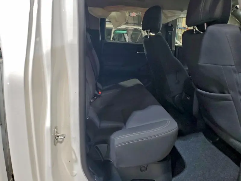 2024 NISSAN FRONTIER S  