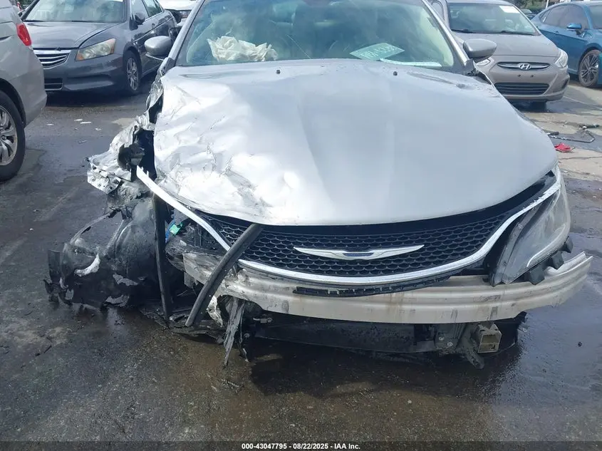 2016 CHRYSLER 200 C