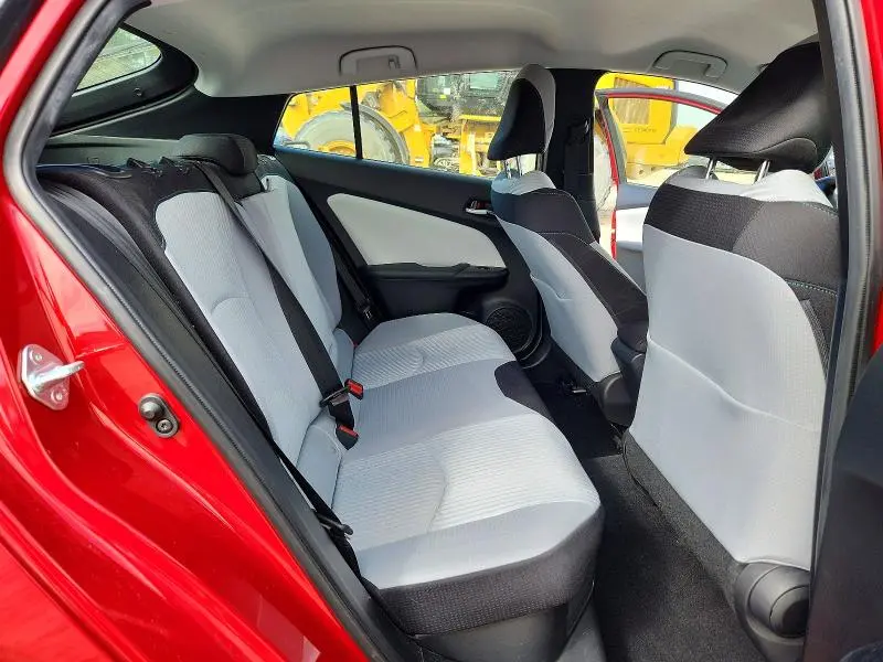 2018 TOYOTA PRIUS THREE  