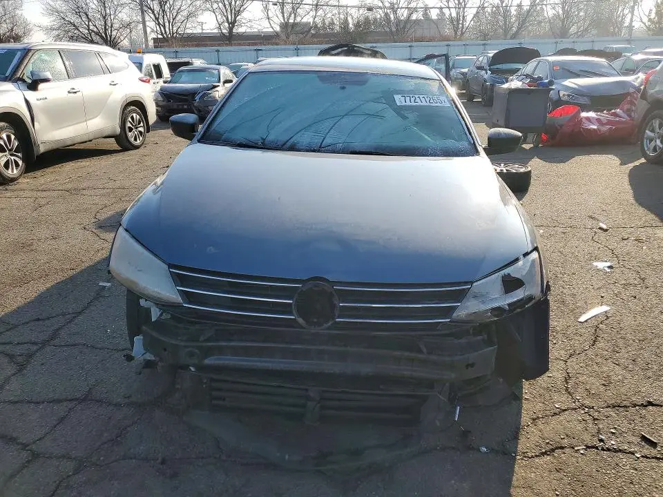 2016 VOLKSWAGEN JETTA SPORT  