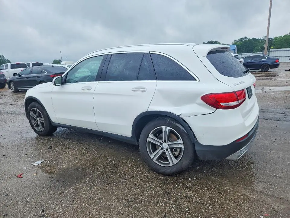 2016 MERCEDES-BENZ GLC 300  