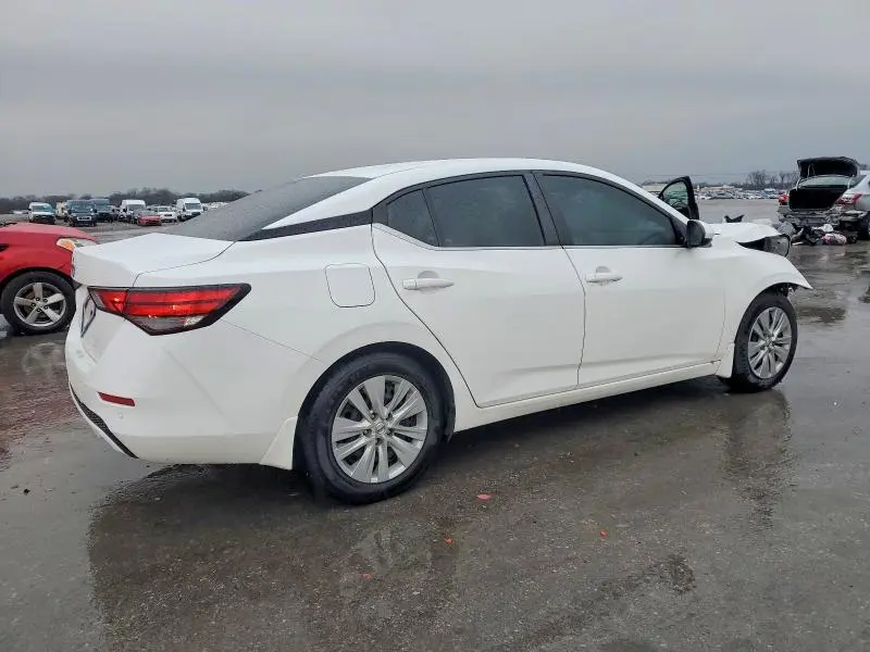 2022 NISSAN SENTRA S  