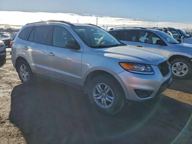 2012 HYUNDAI SANTA FE GLS  