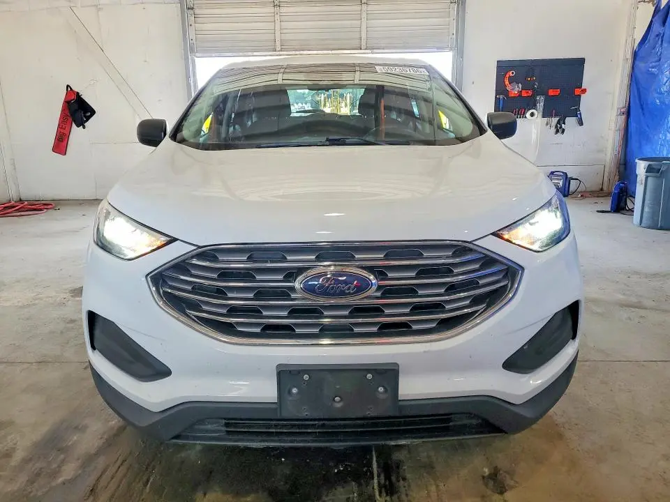 2020 FORD EDGE SE  