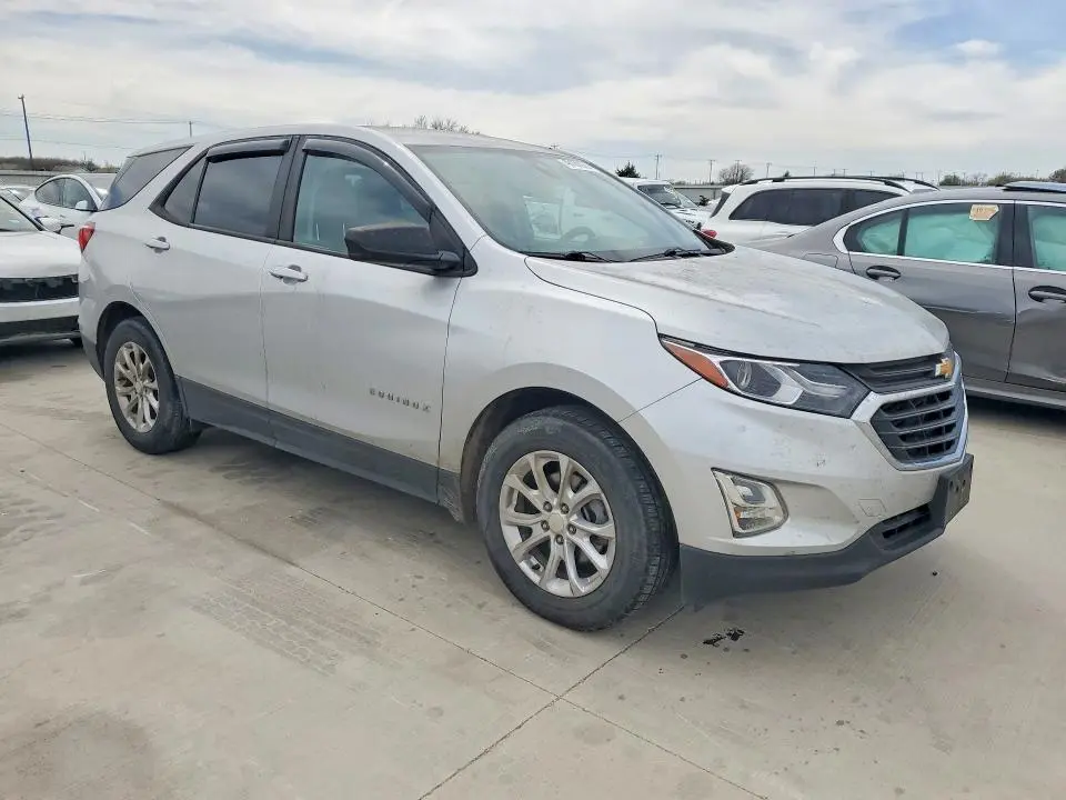 2020 CHEVROLET EQUINOX LS  