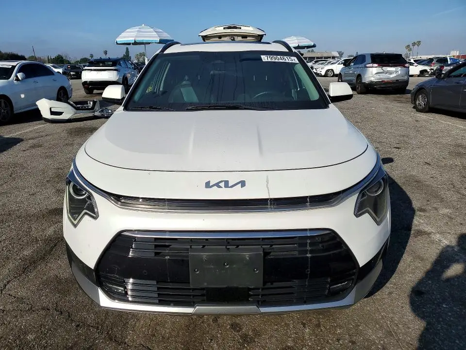 2023 KIA NIRO SX  