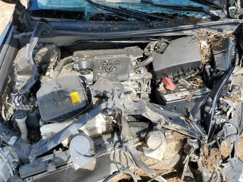 2014 TOYOTA CAMRY SE  