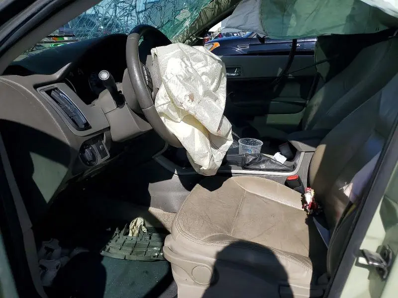 2010 FORD FOCUS SEL  