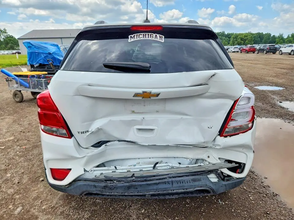 2017 CHEVROLET TRAX 1LT  