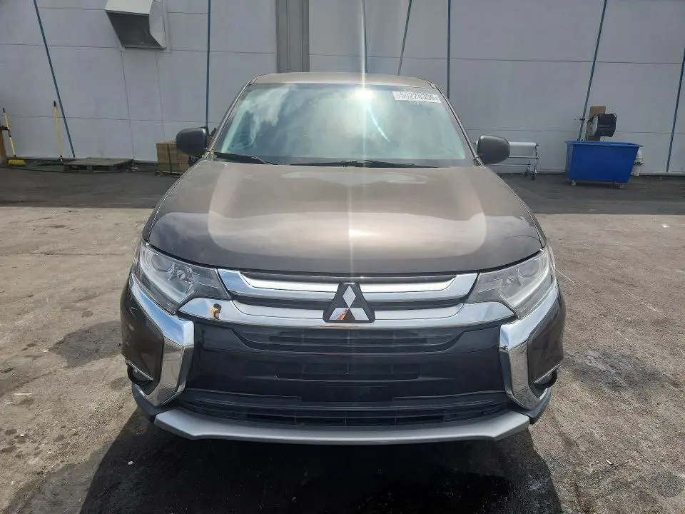 2018 MITSUBISHI OUTLANDER ES  