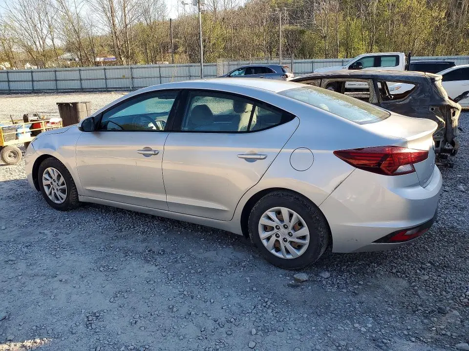 2019 HYUNDAI ELANTRA SE  