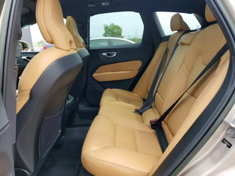 2023 VOLVO XC60 ULTIMATE  