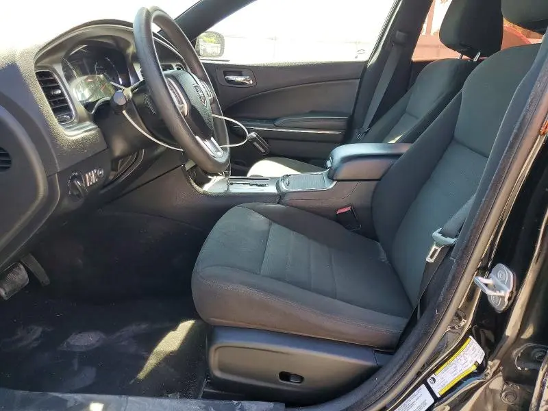 2012 DODGE CHARGER SE  