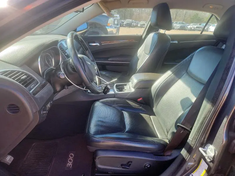 2019 CHRYSLER 300 LIMITED  