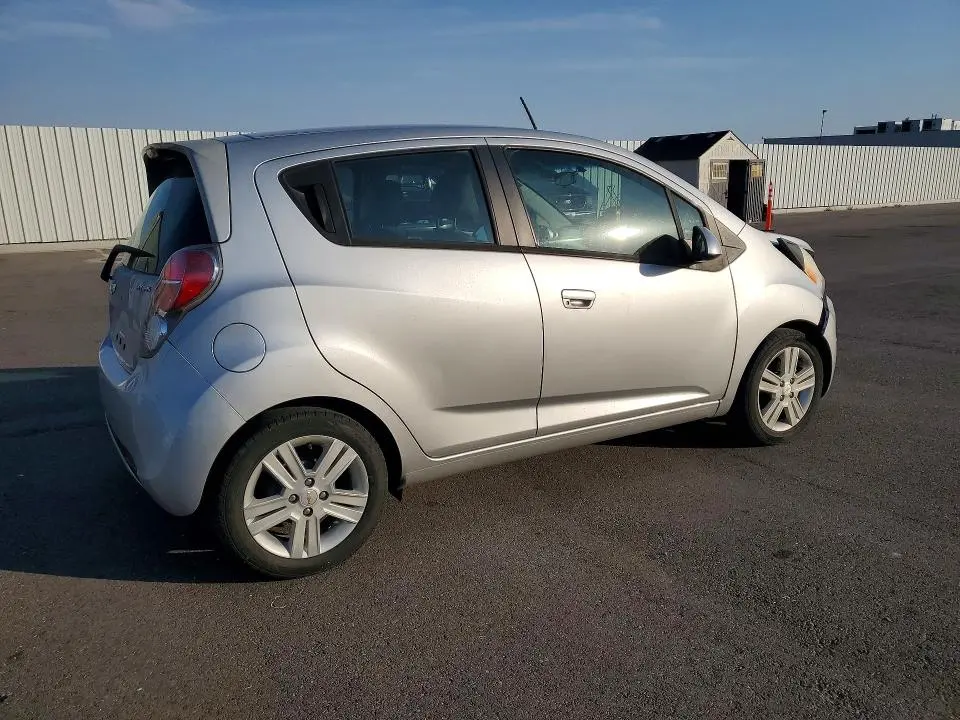 2015 CHEVROLET SPARK 1LT  
