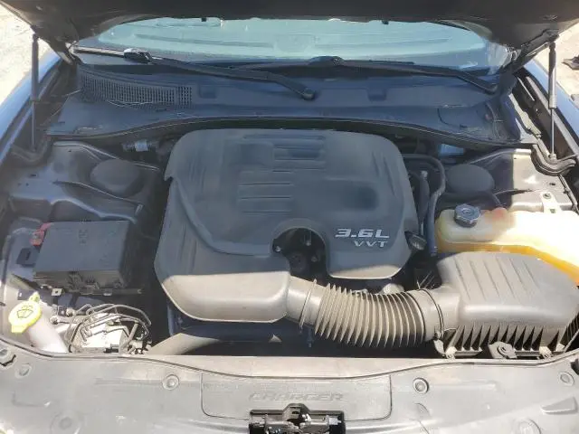2018 DODGE CHARGER SXT PLUS  