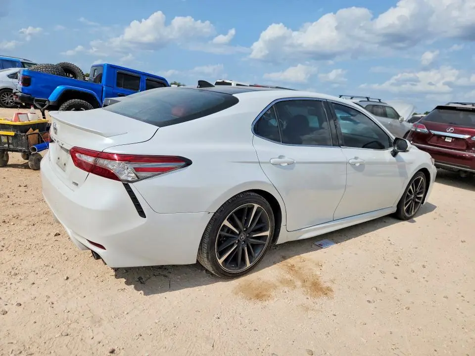 2019 TOYOTA CAMRY XSE  
