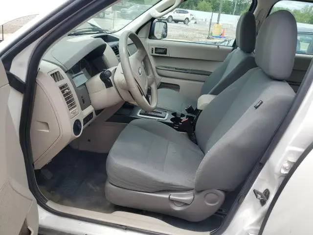 2011 FORD ESCAPE XLS  