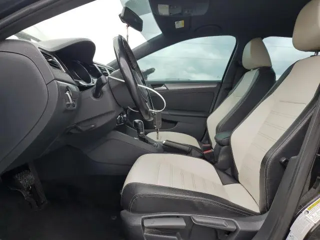 2016 VOLKSWAGEN JETTA SPORT  