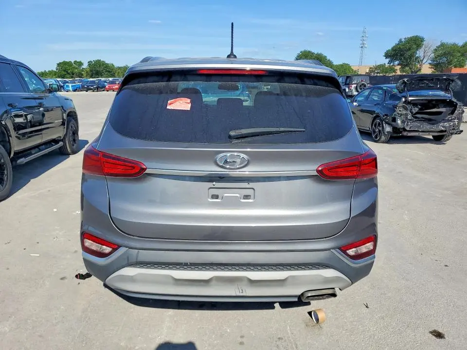 2019 HYUNDAI SANTA FE SE  