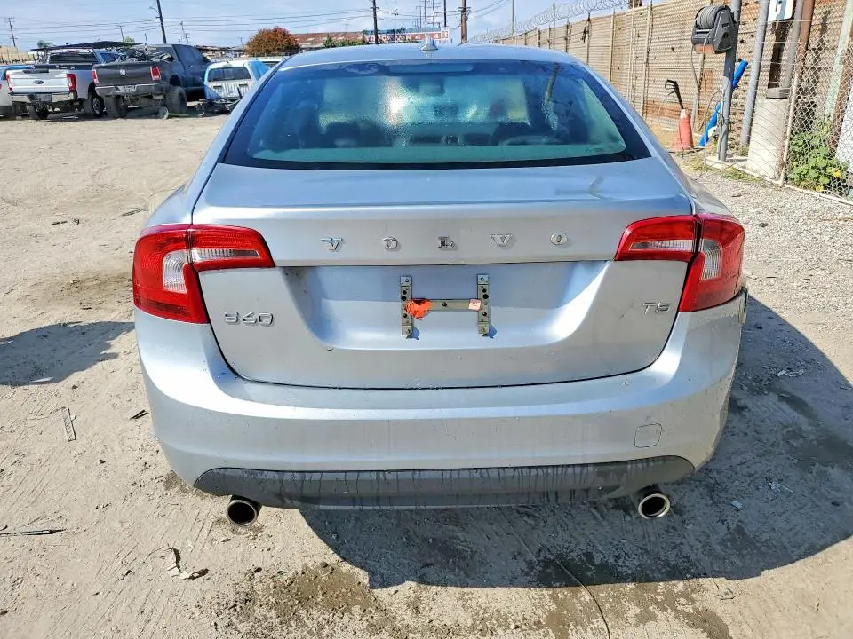 2013 VOLVO S60 T5  