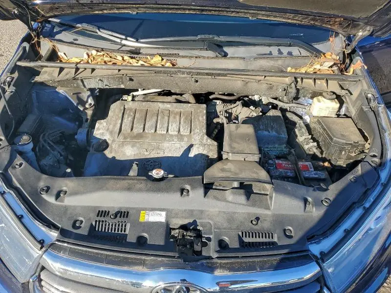 2016 TOYOTA HIGHLANDER LIMITED  
